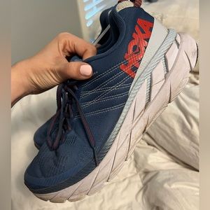 Mens HOKA Clifton 6 road